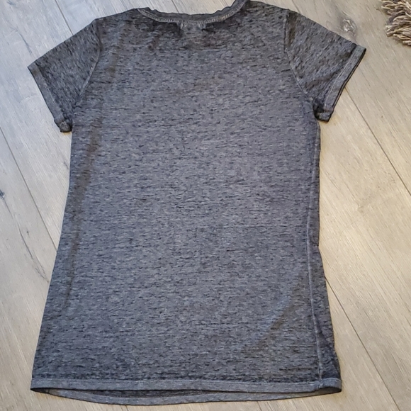 Womens Burn Out Tshirt - Picture 3 of 3